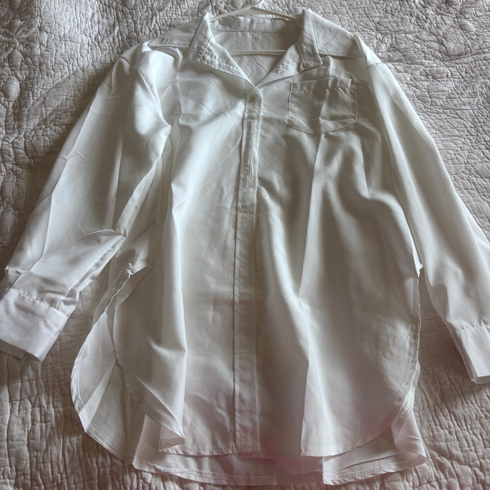 3/$15 Women's White Button-Down Shirt - Relaxed Fit